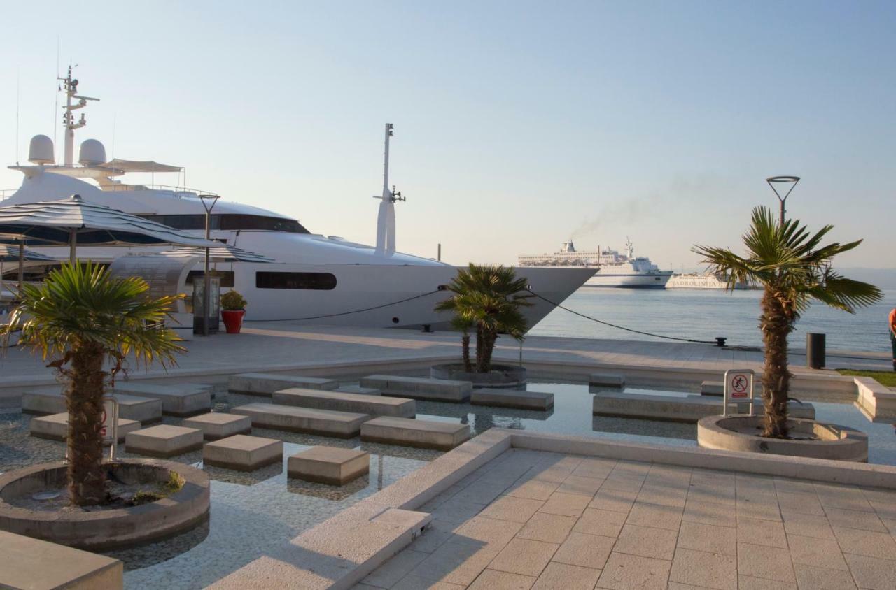 Spartion Marine สปลิท ภายนอก รูปภาพ